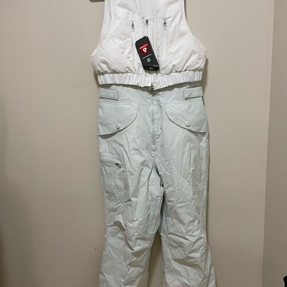 NWT Free People Around The Block Bib
Salt Spray Combo ski pants size L
MSRP $398 - Picture 7 of 15